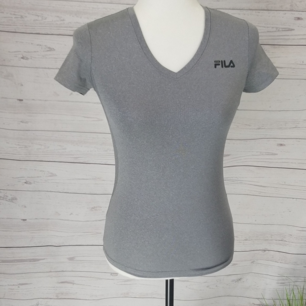 Fila performance vented vneck work out tee